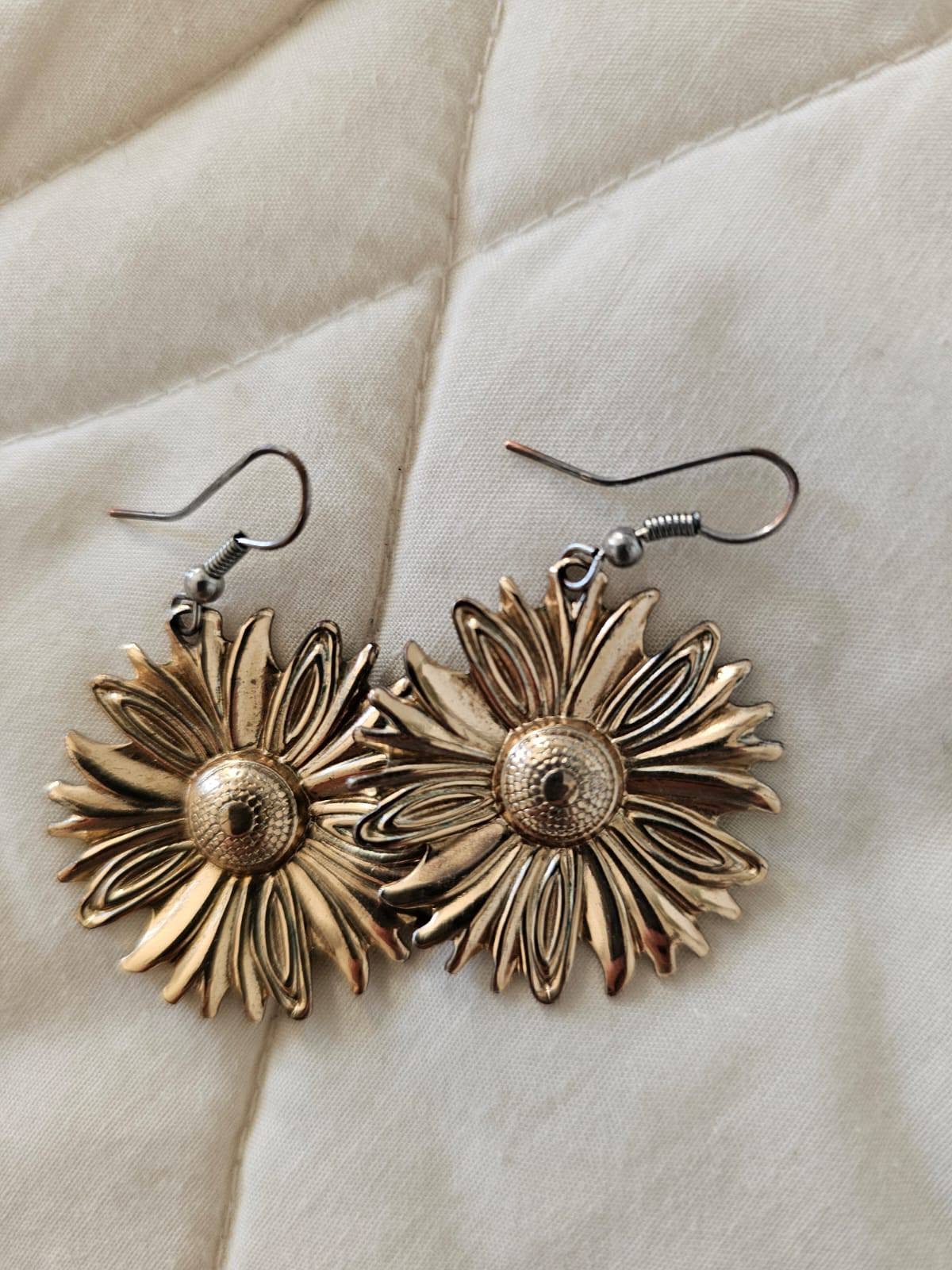 Sunflower Hanging Earrings